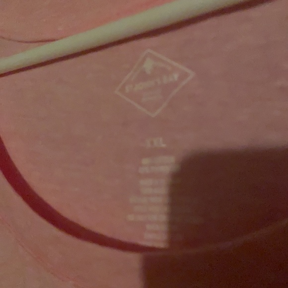 St. John’s Bay top - Picture 2 of 4